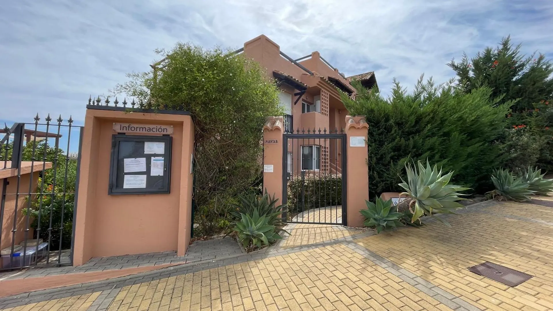 Palm Paradise - Casares Del Sol Apartment
